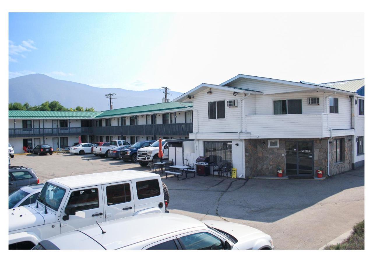 Granby River Inn & Suites Grand Forks Ngoại thất bức ảnh